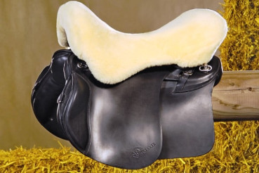 Preview: Christ Lammfell Sattelsitzbezug "Prestige Trekker"