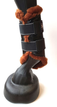 Preview: Mattes Dressurgamaschen mit Lammfelleinlage - verschiedene Farben und Größen - sofort verfügbar