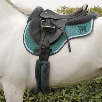 Preview: Mattes Lammfell Langgurt, anatomisch