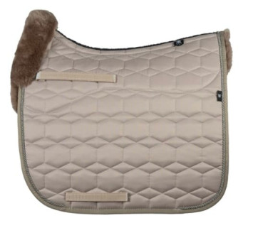 Preview: Mattes Lammfell Schabracke Fellrand vorne -walnuss